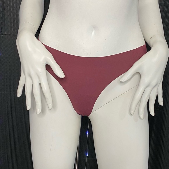 Thong Panties Bundle - Picture 4 of 9